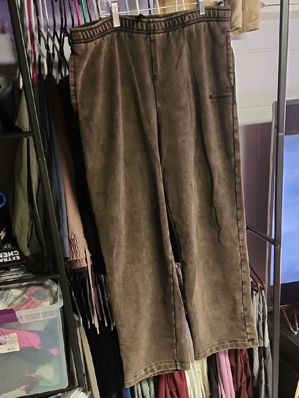 Champion Men's Brown Elastic-Waist Sweatpants